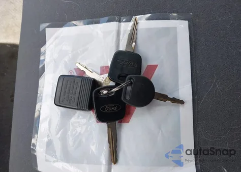 2003 Ford F-150 Lariat/Xlt z USA, uszkodzony, nr VIN 1FTRW076X3KA18949